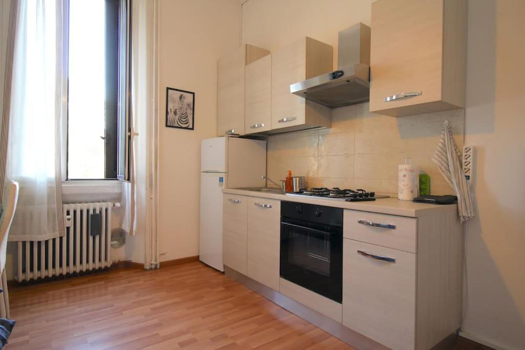 Splendido Bilocale A 4 Fermate Dal Duomo Appartement Milaan Buitenkant foto