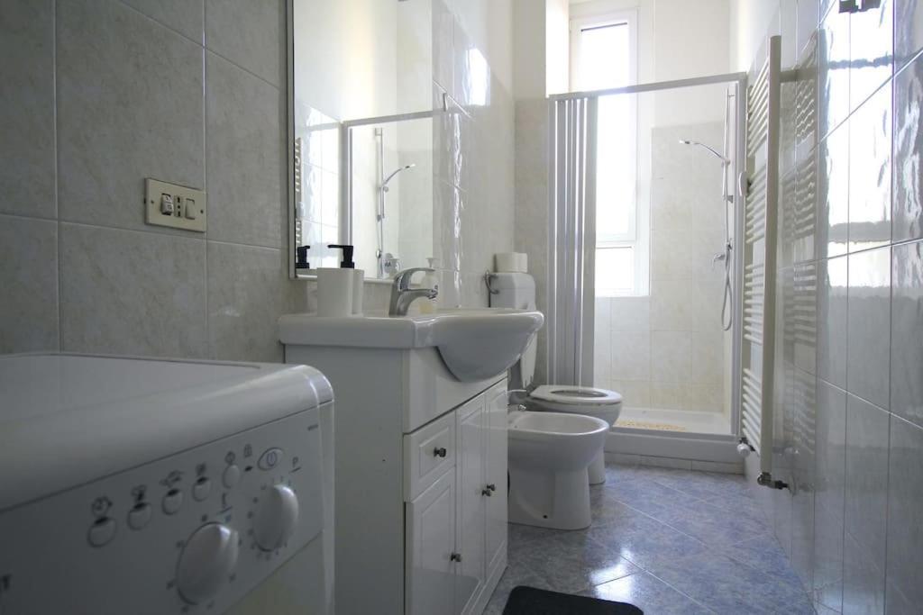Splendido Bilocale A 4 Fermate Dal Duomo Appartement Milaan Buitenkant foto